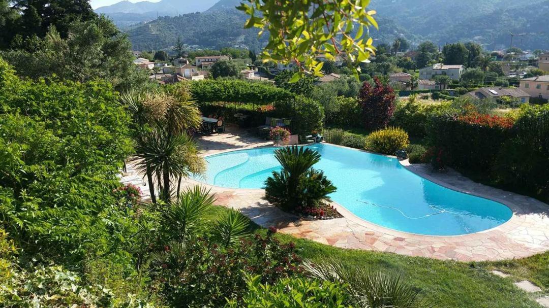 Gite Mireille Carros Exterior foto